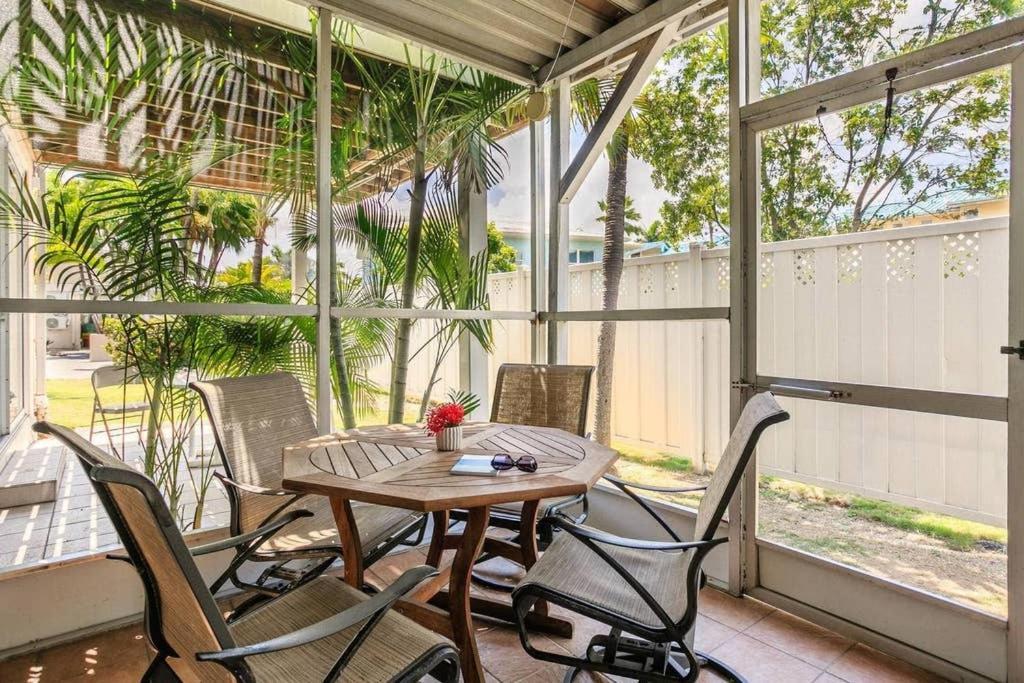 Beach Living At Island Pine Villas George Town Buitenkant foto