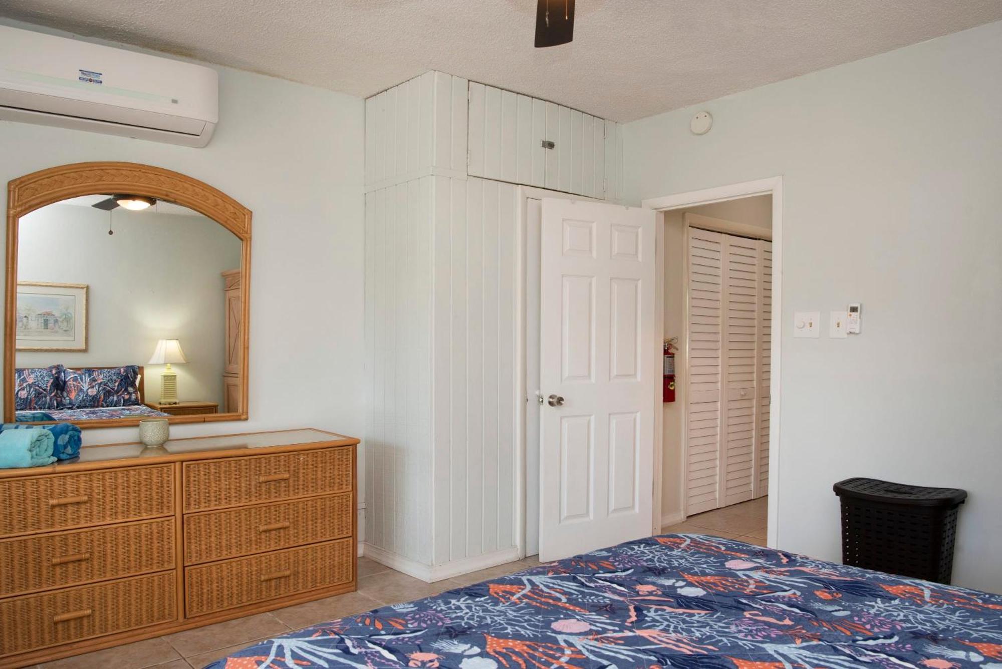 Beach Living At Island Pine Villas George Town Buitenkant foto